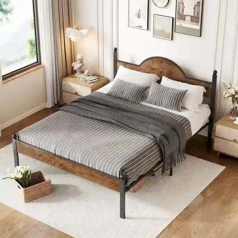 Lit Queen Size, Style Industriel, Tête et Pied de Lit en Bois, Tête de Lit Réglable en Hauteur, Lattes Métalliques, Marron Rustique, Utilisation par 2 Personnes