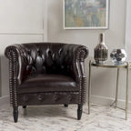 Fauteuil Club, Dossier Haut, Dossier Capitonnée, Accoudoirs Cloutés, Cuir Collé, Structure en Bois de Bouleau, Marron, Utilisation par 1 Personne