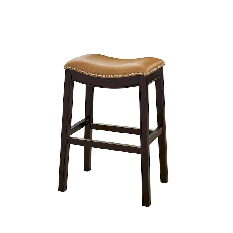 Tabouret de bar de 66 cm de haut, assise en forme de selle, similicuir, détails cloutés, bois massif, repose-pieds en métal, expresso et tan, usage individuel