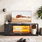 Meuble TV de 58 po, convient aux téléviseurs jusqu'à 65 po, bande lumineuse RVB, tablette réglable en verre trempé, armoire fermée, rangement vertical, marbre noir/blanc délavé, utilisation par 1 personne