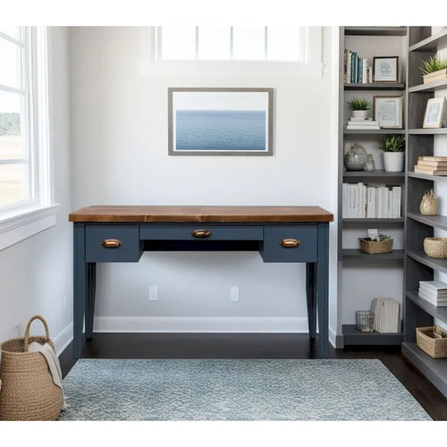 Bureau de 53 pouces, style maison de campagne moderne, tiroir à clavier escamotable, 2 tiroirs latéraux, peuplier et aulne noueux, Denim bleu et Whiskey, pour 1 personne