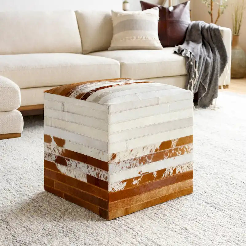 Pouf cube ottoman de 45 cm, revêtement cuir et peau de vache, dessus rembourré, côtés rigides, marron / chevrons / vache / pixels / blocs / damiers / losanges / rayures, usage 1 personne