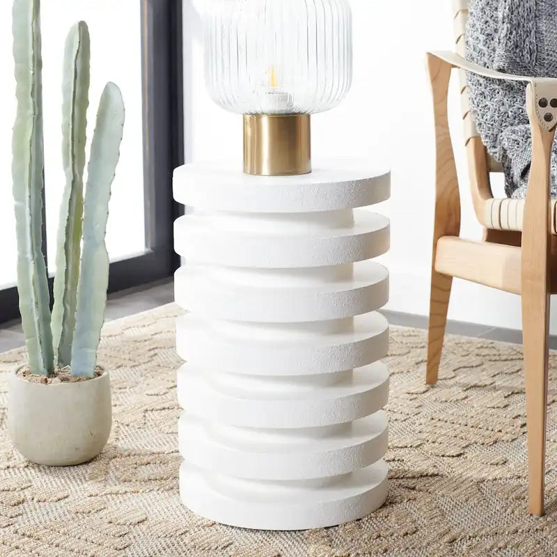 Table d'appoint empilable en forme de disque, design sculptural, plateau rond, vert / blanc / crème, pour 1 personne