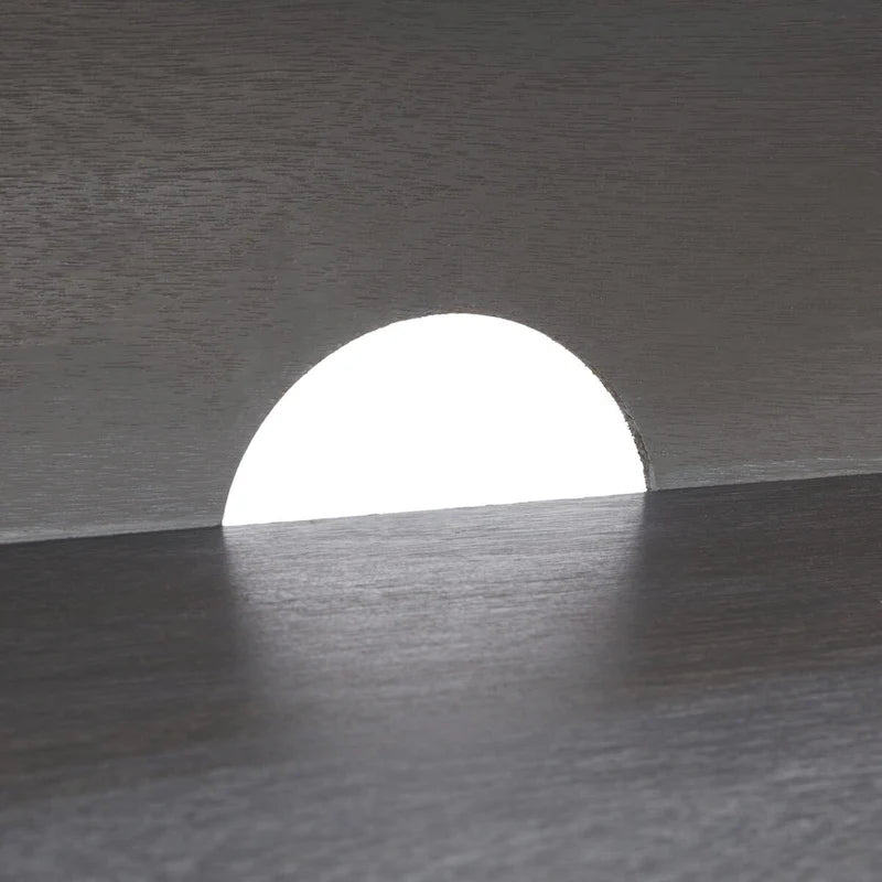 Meuble TV de 120 cm, 2 portes, 1 étagère, détails de porte texturés, finition vieillie, gris blanchi, utilisation par 1 personne