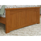 Lit plateforme profil bas, tête de lit à panneaux rainurés, pied de lit assorti, lattes en bois, 2 ports USB, bois massif, couleur Toffee Clair, Twin XL, 1 personne