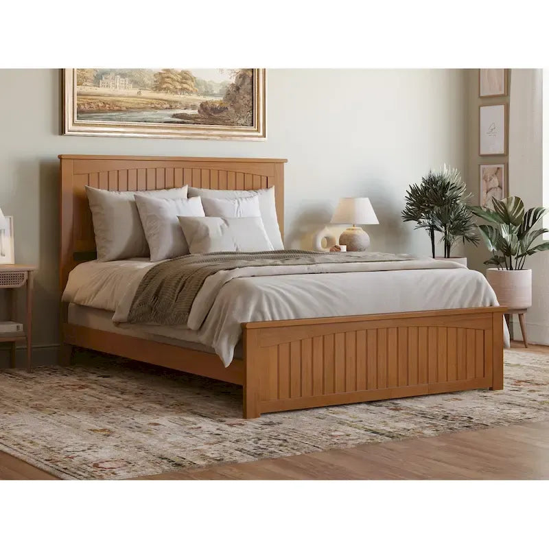 Lit plateforme profil bas, tête de lit à panneaux rainurés, pied de lit assorti, lattes en bois, 2 ports USB, bois massif, couleur Toffee Clair, Twin XL, 1 personne