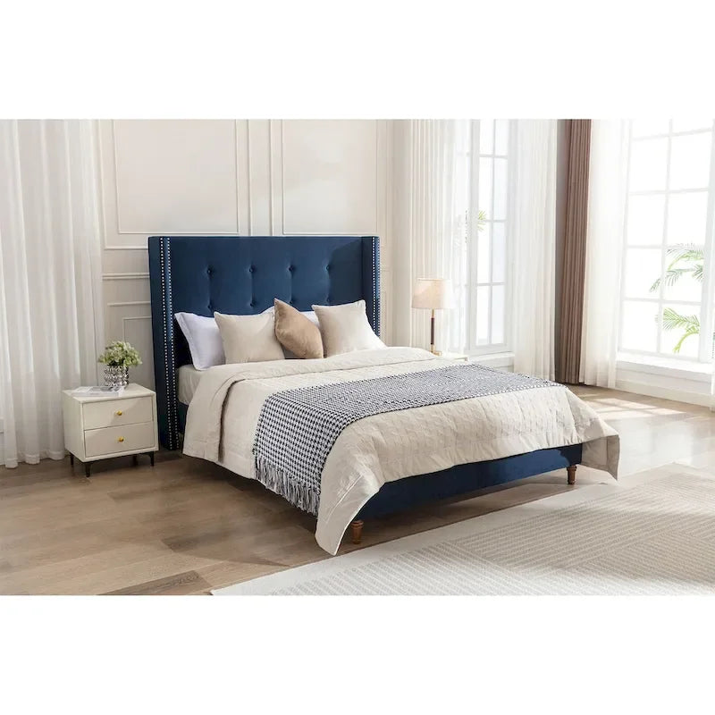 Lit double rembourré, tête de lit à oreilles, capitonné, garniture cloutée, tissu velours, lattes en bois, bleu/ivoire, pour 2 personnes