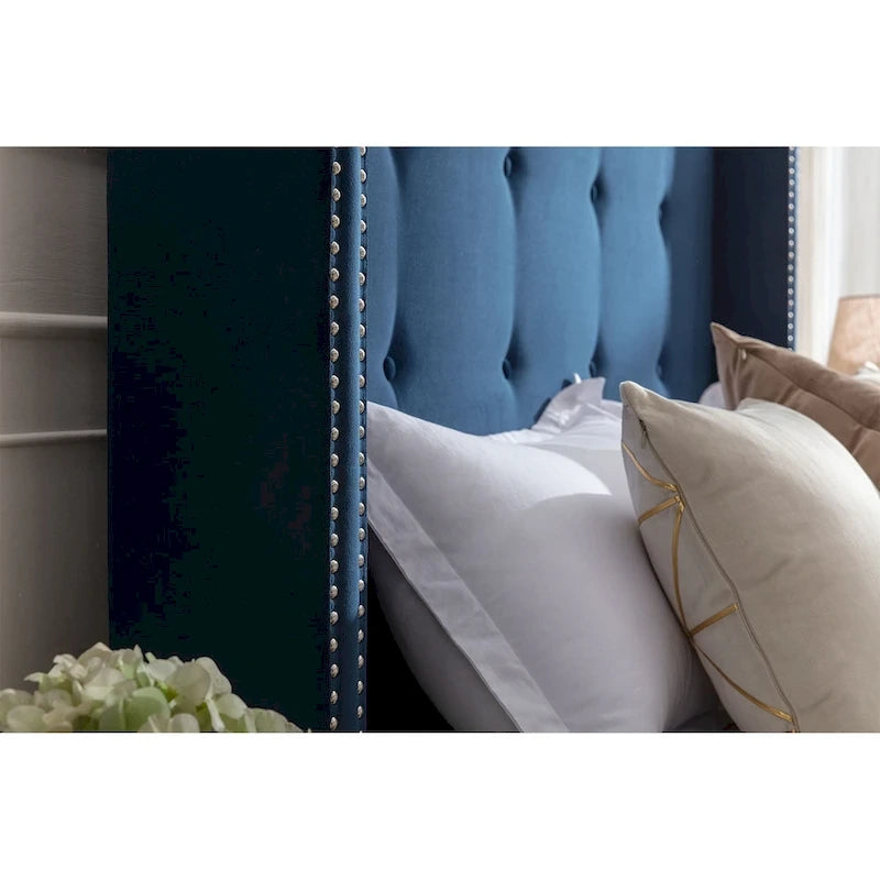Lit double rembourré, tête de lit à oreilles, capitonné, garniture cloutée, tissu velours, lattes en bois, bleu/ivoire, pour 2 personnes